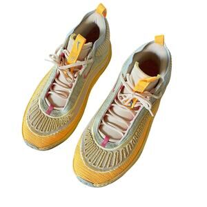 Nike Cosmic Unity 3 The Hive yellow vanilla Sneakers Men’s size 13